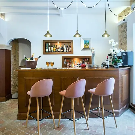 Hotel Petit - Turismo De Interior Caimari